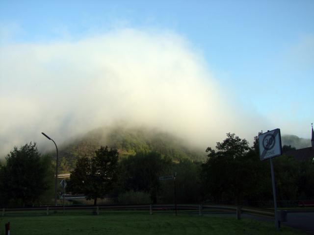 Ein Abstecher ins Ahrtal bescherte uns wilde Wolken.