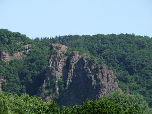 ... Rheingrafenfels geworfen.