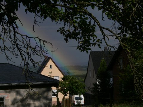 ... ein schöner Regenbogen und ...