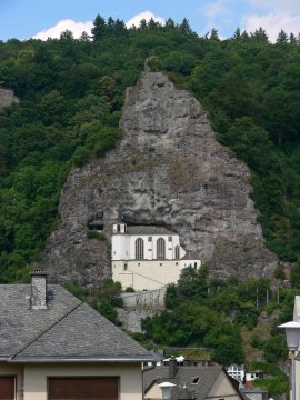 ... aber von der anderen Talseite hat man den besten Blick darauf.