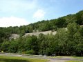 Bei der Kirchweiler Festung kamen die Steine fast bis zum Parkplatz.